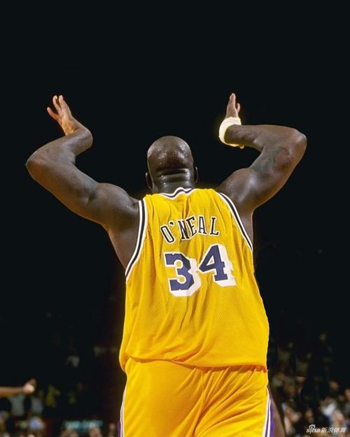 埃贝尔：戴维斯复出值得庆祝，格纳布里续约进展非常顺利（埃贝尔：戴维斯回归令人欣喜，格纳布里续约进展顺利）