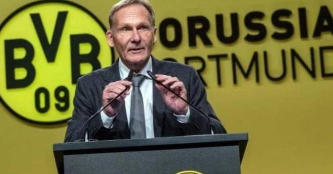 塞维利亚1-0奥萨苏纳，鲁文-巴尔加斯点射制胜（鲁文-巴尔加斯点球建功，塞维利亚1-0小胜奥萨苏纳）