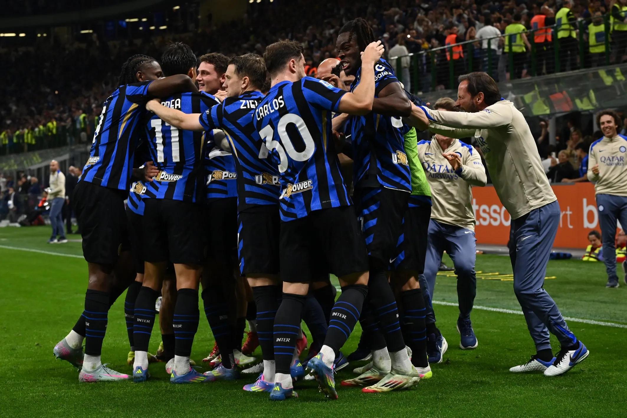 英超焦点战：纽卡斯尔联VS伯恩利 赛前全方位解析与比分前瞻（英超重磅对决：纽卡斯尔联vs伯恩利 赛前深度解读与比分预测）