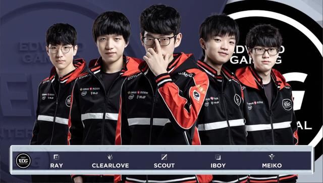 展现出强大 展现出强大